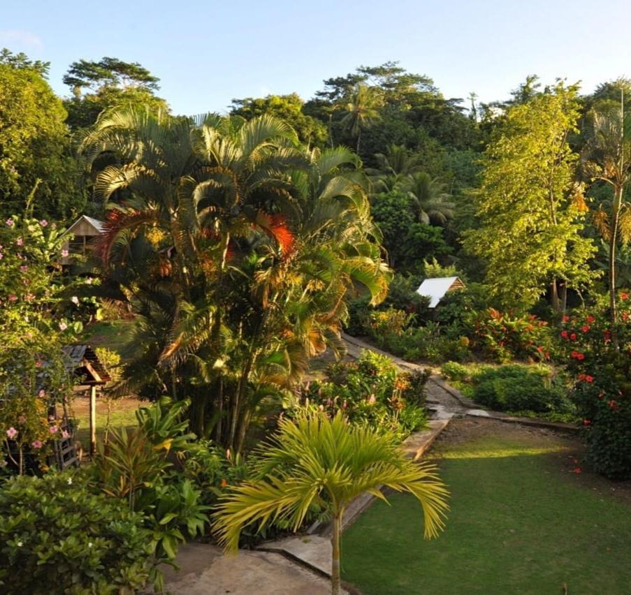 Huahine Manta Lodge Avec 4X4 Optionnel Haapu 外观 照片