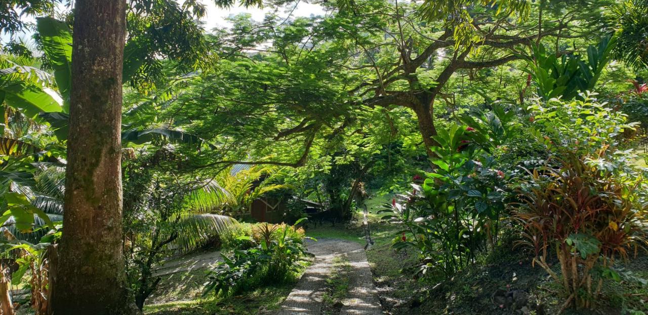 Huahine Manta Lodge Avec 4X4 Optionnel Haapu 外观 照片